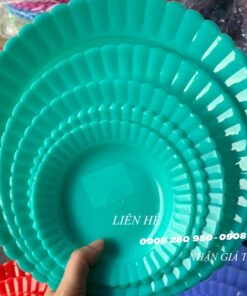 Dĩa nhựa hướng dương giá rẻ – an toàn, bền bỉ, thẩm mỹ 7 dia huong duong xanh