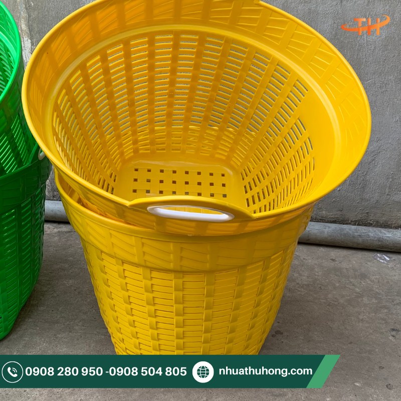 Cần xé nhựa màu vàng