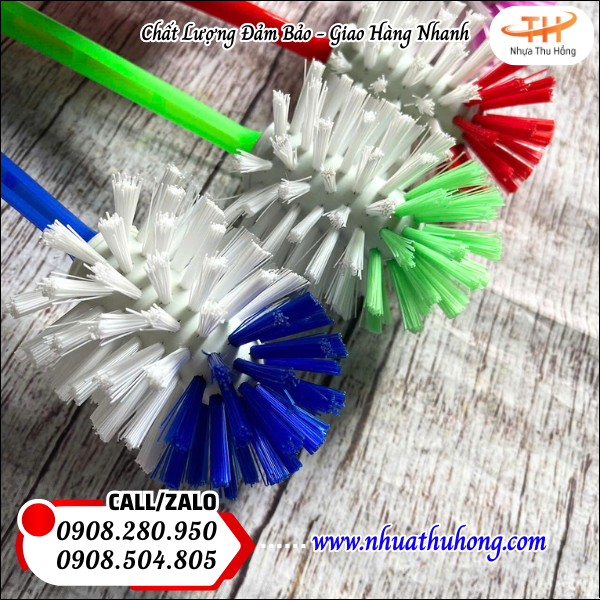 Chổi cọ toilet đầu tròn giá sỉ rẻ tại xưởng sản xuất 3 ban chai co toilet dau tron