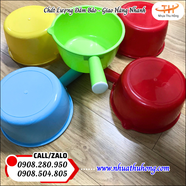 Ca, gáo nhựa múc nước giá sỉ rẻ sẵn kho chất lượng 5 ca nhua muc nuoc co mieng rot