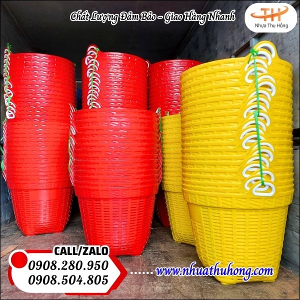 Giao 100 cái cần xé nhựa (rổ nhựa công nghiệp) cho khách sỉ nhà Thu Hồng 5 Xưởng sản xuất rổ nhựa công nghiệp