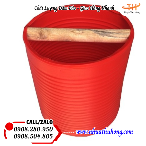 Gàu nhựa múc nước giá rẻ siêu bền giá tốt sỉ lẻ có hàng sẵn 4 gàu nhựa tay cầm chắc chắn