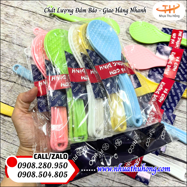 Vá nhựa múc cơm giá rẻ đẹp bền giao hàng toàn quốc 5 Vá múc cơm nhựa nhẹ tay, chống nóng, không trơn