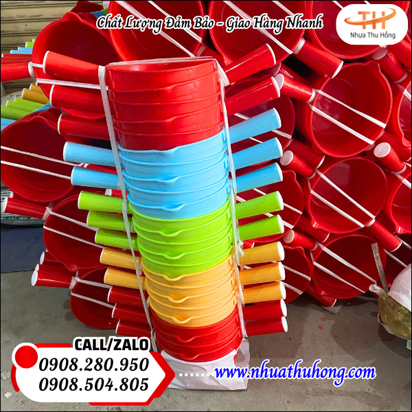Bán sỉ gáo múc nước giá rẻ nhựa cứng cán dài bền đẹp 5 gáo nhựa dùng trong nhà tắm