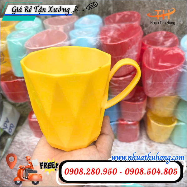 Ca nhựa uống nước giá rẻ dày dặn, bền, dùng lâu, nhiều mẫu 3 ca nhựa có quai