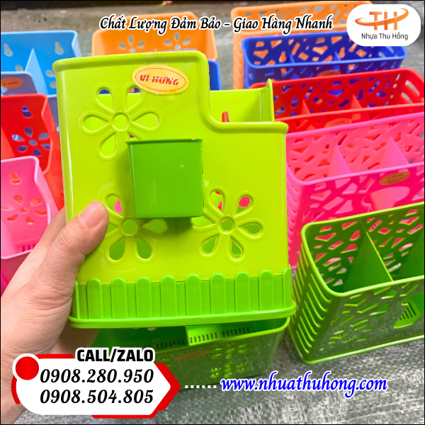 Ống đũa nhựa 2 ngăn giá sỉ rẻ tiện dụng, dễ vệ sinh tại HCM 3 Ống đũa nhựa 2 ngăn có ngăn đựng tăm