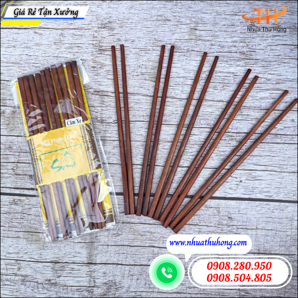 Sỉ đũa gỗ tiện lợi – Giá rẻ tại xưởng, bao bì đẹp 4 đũa gỗ sạch sẽ tiện dụng