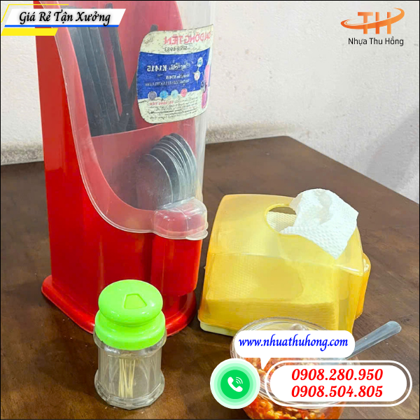 Hộp tăm nhựa giá sỉ rẻ – Hàng đẹp, chắc chắn, luôn có sẵn 3 hộp tăm dùng cho quán ăn