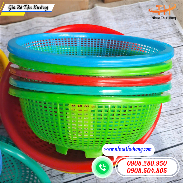 Bỏ sỉ rổ nhựa có chân hàng bền chắc, màu đẹp, giá rẻ tại HCM 2 rổ nhựa có chân tròn