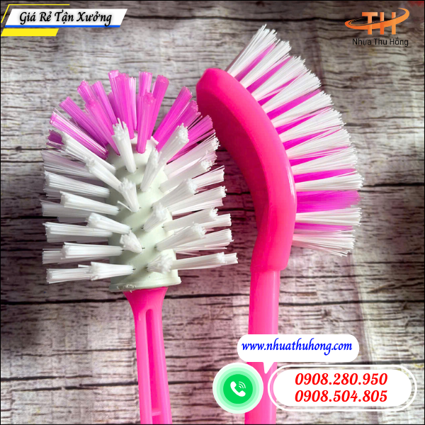 Cây chà bồn cầu giá rẻ cho đại lý – nguồn sỉ luôn ổn định 3 cây chà bồn cầu lông cứng