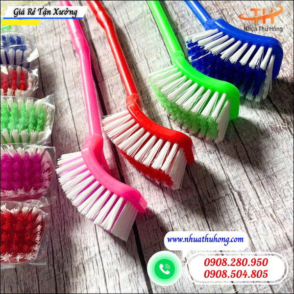 Cây chà bồn cầu giá rẻ cho đại lý – nguồn sỉ luôn ổn định 2 cây chà bồn cầu loại tốt