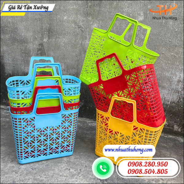 Giỏ nhựa đi chợ giá rẻ có quai xách chắc chắn nhiều màu tại HCM 2 giỏ đi chợ bằng nhựa