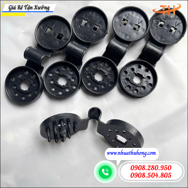 Kẹp lưới nhựa giá sỉ rẻ cho nhà vườn – hàng dẻo bền, dễ dùng 4 kẹp nhựa gài lưới