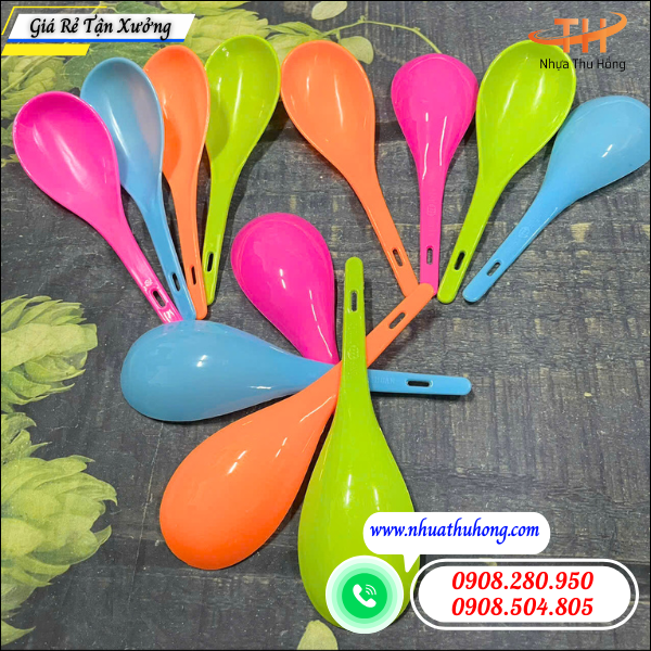 Bỏ sỉ vá múc cơm nhựa ổn định hàng đẹp, rẻ, đủ màu 5 vá múc cơm nhựa sỉ số lượng lớn