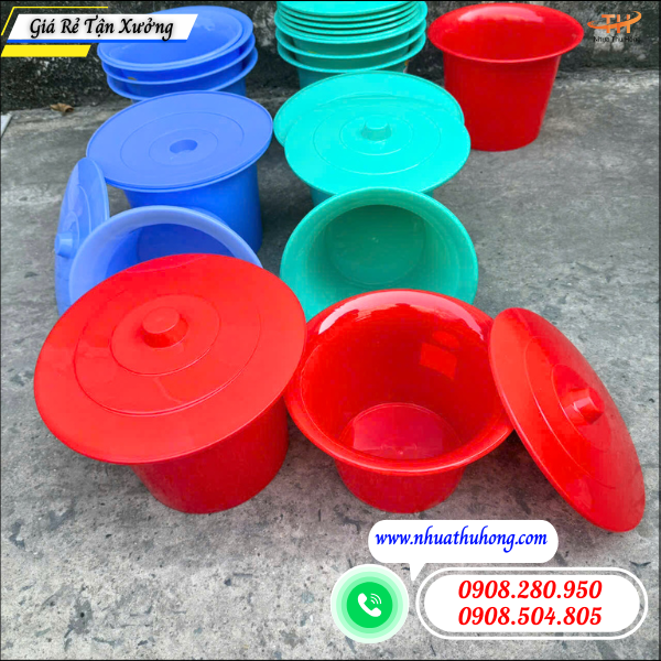 Bán sỉ bô vệ sinh nhựa giá rẻ – giao nhanh khu vực HCM 3 bô vệ sinh nhựa có nắp