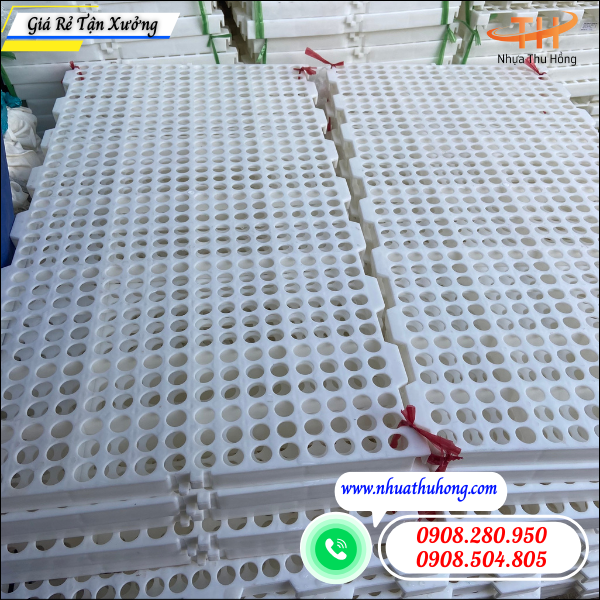 Tấm lót sàn nhựa chăn nuôi heo, gà, vịt giá sỉ rẻ giao nhanh 2 tấm lót sàn nhựa chăn nuôi