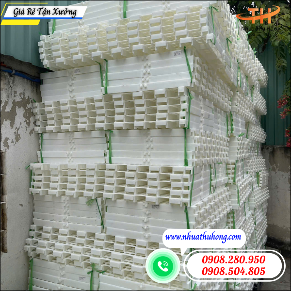 Tấm lót sàn nhựa chăn nuôi heo, gà, vịt giá sỉ rẻ giao nhanh 5 sàn nhựa dùng cho trang trại giá rẻ