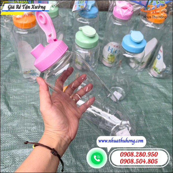 Kho bỏ sỉ bình nước nhựa 1L nhiều màu giá rẻ tận kho 2 bình nước nhựa trong suốt 1L