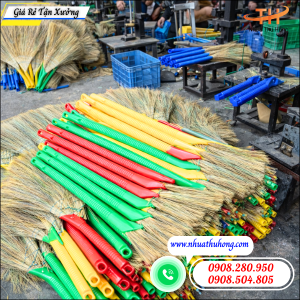 Mua chổi quét nhà cán nhựa ở đâu giá sỉ rẻ hàng bền đẹp 5 Chổi quét nhà cán nhựa bán sỉ giao hàng nhanh.