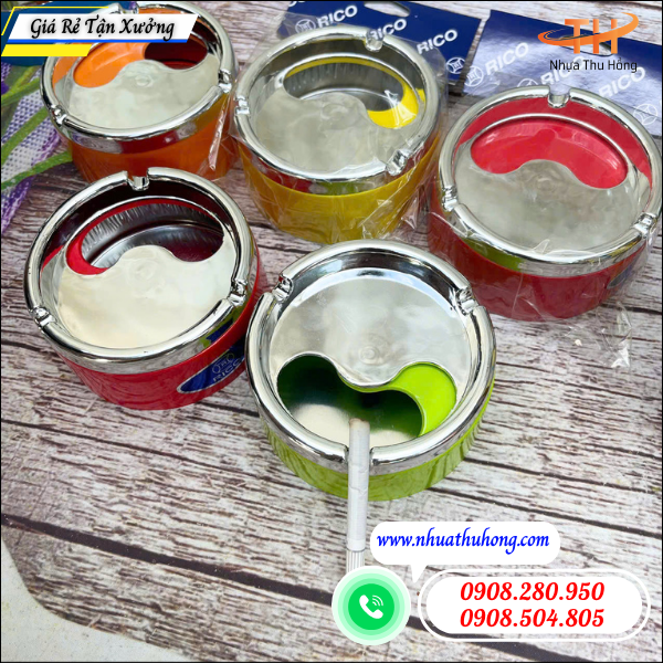 Gạt tàn nắp xoay thông minh hạn chế khói bụi giá sỉ tại HCM 4 Gạt tàn thuốc thiết kế kín giúp giảm mùi tối đa.