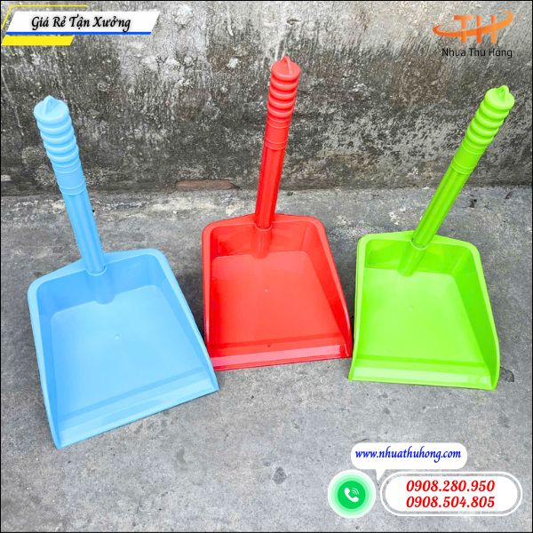 Đồ hốt rác nhựa giá sỉ rẻ chất lượng cao dùng bền lâu 4 Đồ Hốt Rác Nhựa Cán Dài Chống Mỏi Lưng Khi Sử Dụng.