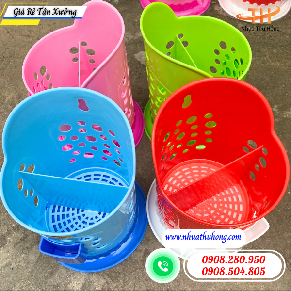 Ống đũa nhựa tròn giá rẻ bất ngờ nhập sỉ lời cao tại HCM 2 ống đũa nhựa tròn nhựa dày bền