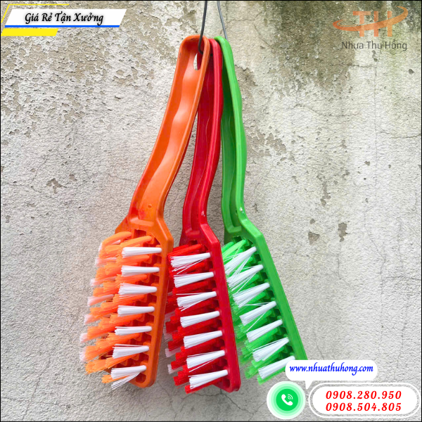Bán sỉ bàn chải chà sàn giá rẻ – hàng bền, giá cực tốt 4 Bàn Chải Chà Sàn Lông Cứng Chà Sạch Mọi Vết Bẩn.