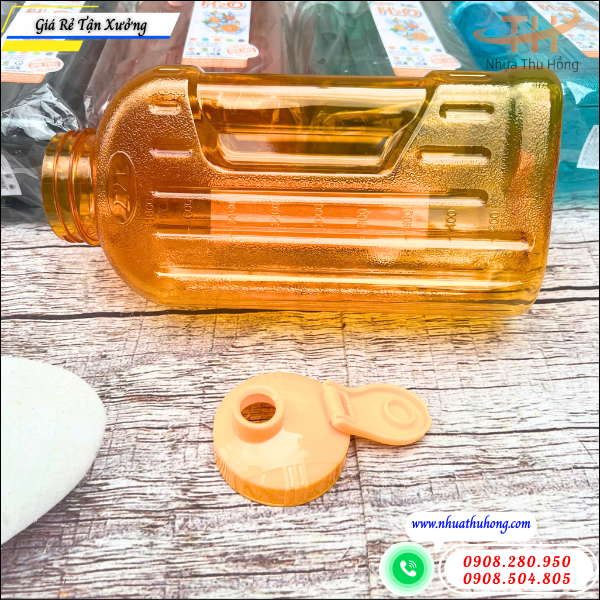 Mua bình nhựa uống nước có vạch chia ở đâu giá rẻ tại TP.HCM 4 Bình nhựa uống nước có vạch chia hàng đẹp giá sỉ cạnh tranh.