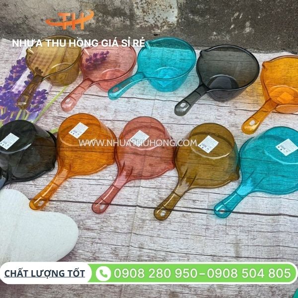 Nơi bán gáo nhựa múc nước giá rẻ nhất cho khách sỉ 6 Gáo nhựa múc nước có chia vạch giá sỉ