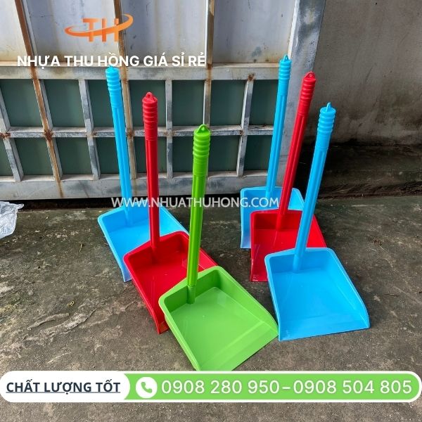 Ở đâu bán ky nhựa hốt rác giá ưu đãi tại TP.HCM 6 Ky nhựa hốt rác cán dài sỉ rẻ tại TP.HCM