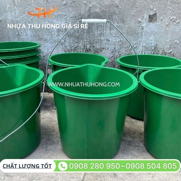 Sỉ xô nhựa 18 lít miễng phễu pha thuốc, hóa chất giá tốt 2 Xô nhựa 18 lít pha thuốc, hóa chất sỉ giá tốt