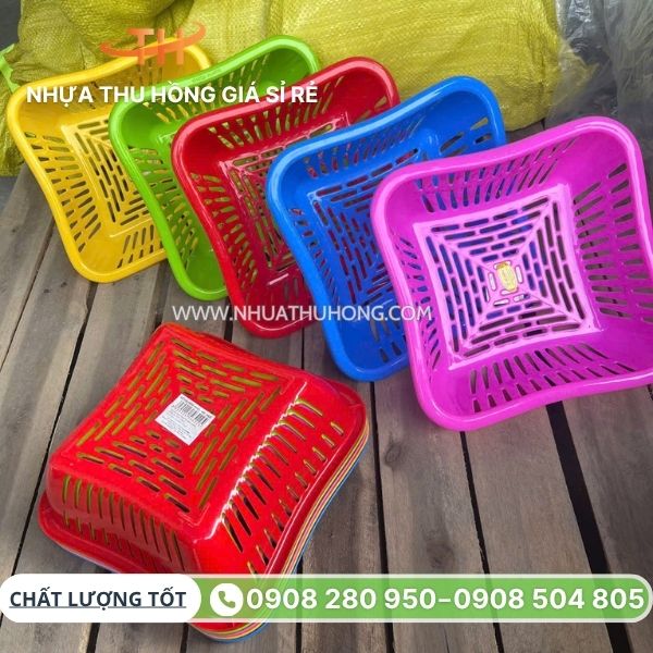 Rổ nhựa số lượng lớn bỏ sỉ cho các cửa hàng gia dụng 7 Rổ nhựa vuông sỉ rẻ